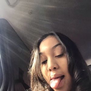 Meet your Posher, Cristal